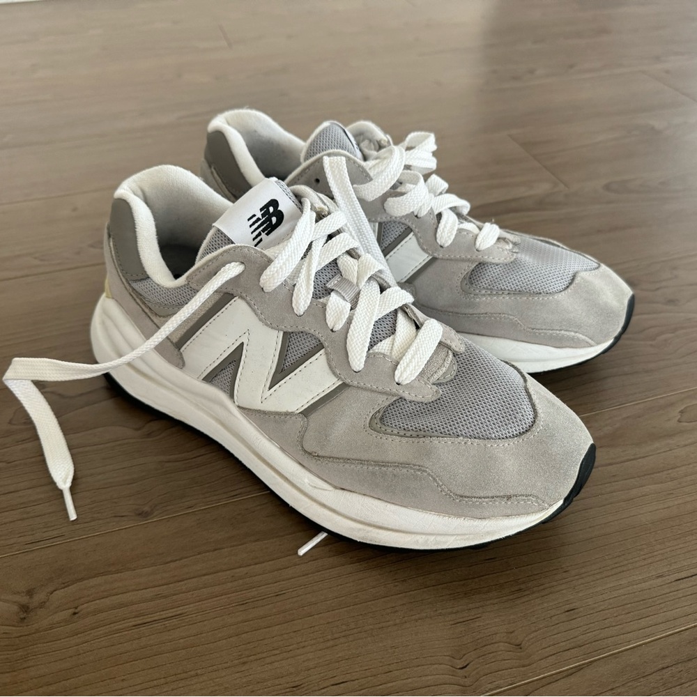 New Balance Men’s 57/40 Grey sneakers, size 10
